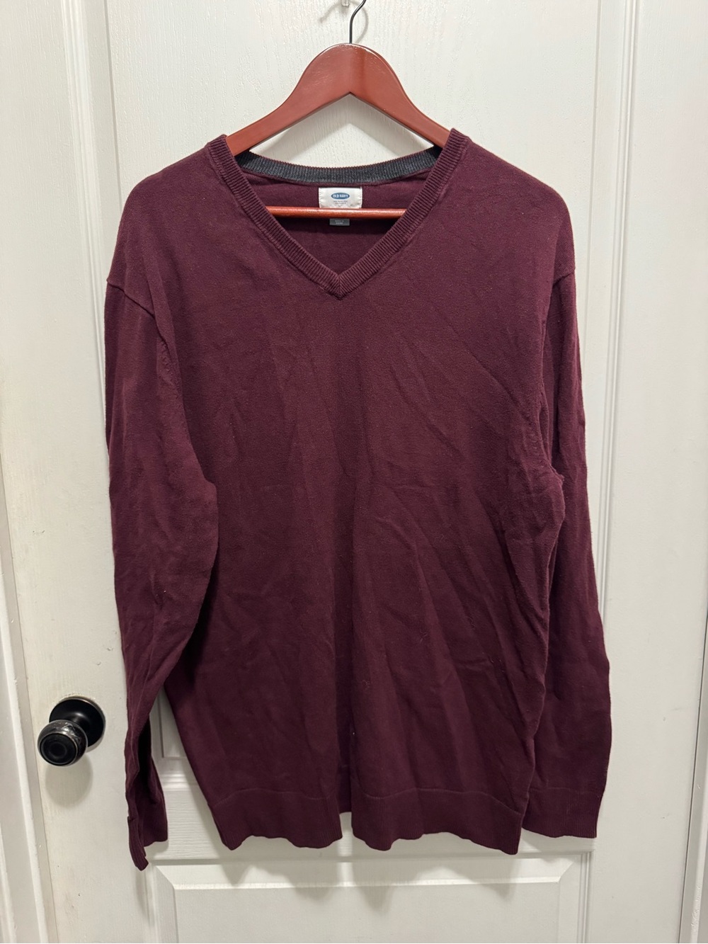 Old Navy V-Neck Long Sleeve Sweater